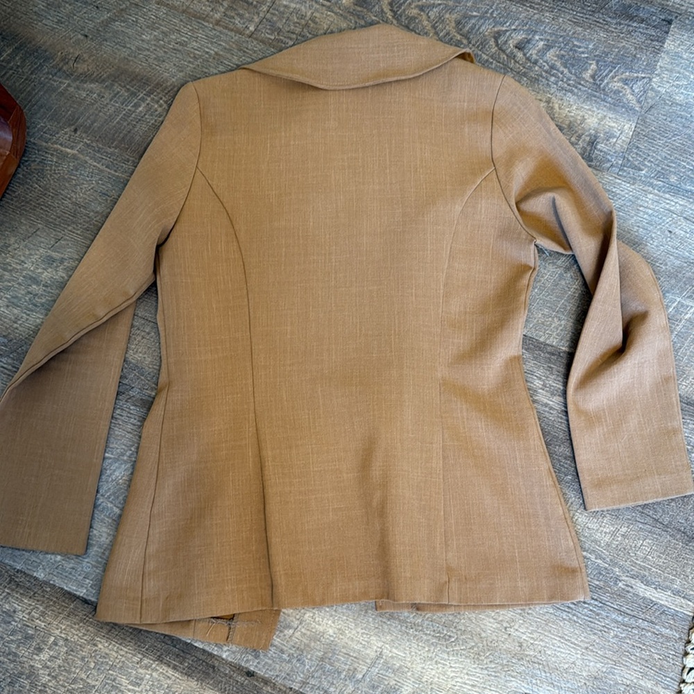 Vintage Tan Blazer - Picture 7 of 7